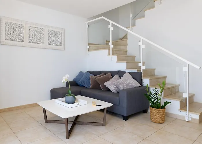 Icaro Piscina Climatizada Playa Blanca (Lanzarote)