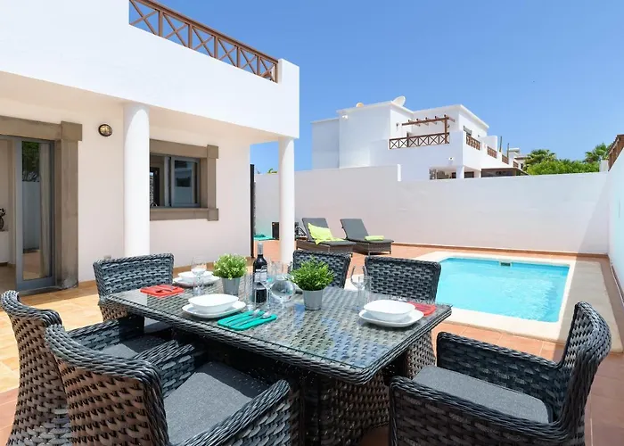 ícaro Piscina Climatizada *