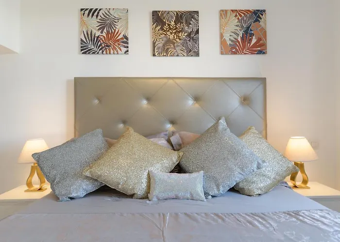 ícaro Piscina Climatizada *