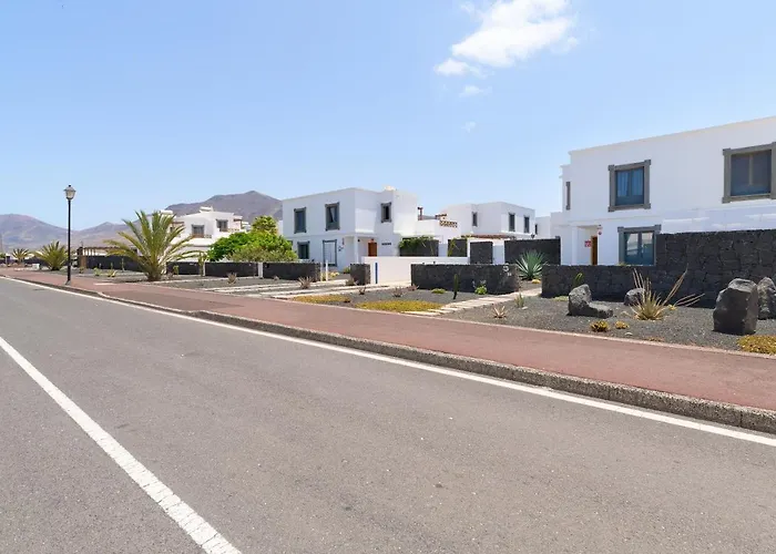 ícaro Piscina Climatizada Playa Blanca (Lanzarote)
