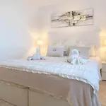 Icaro Piscina Climatizada * بلايا بلانكا